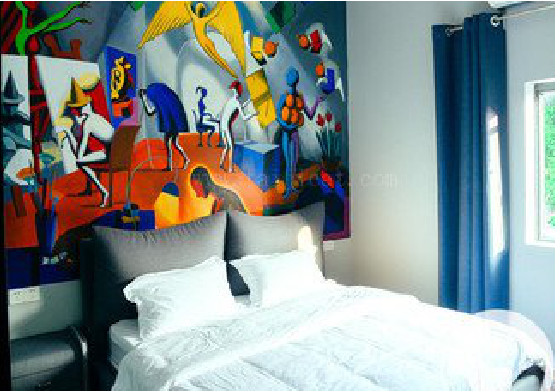 宝丰对于酒店的墙体彩绘而言更注重哪些方面？