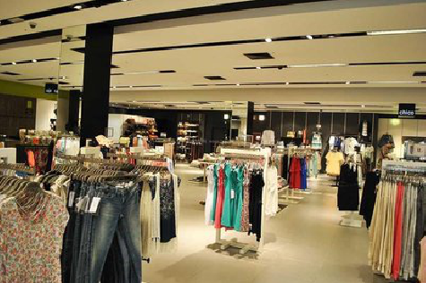 宝丰商场里的店面怎么装修？